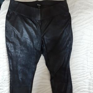 Faux leather leggings
